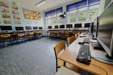 Nowe wyposażenie pracowni komputerowej w Szkole Podstawowej w Lesku